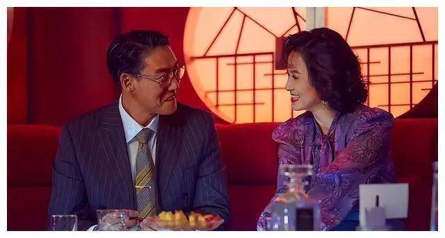 的堕落史她的荒唐奢靡让我们咂舌凯发K8旗舰厅广东“美女院长”(图13)